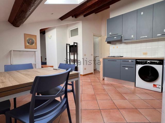 Appartamento in affitto di 55 m² in Via Aldighieri, 9