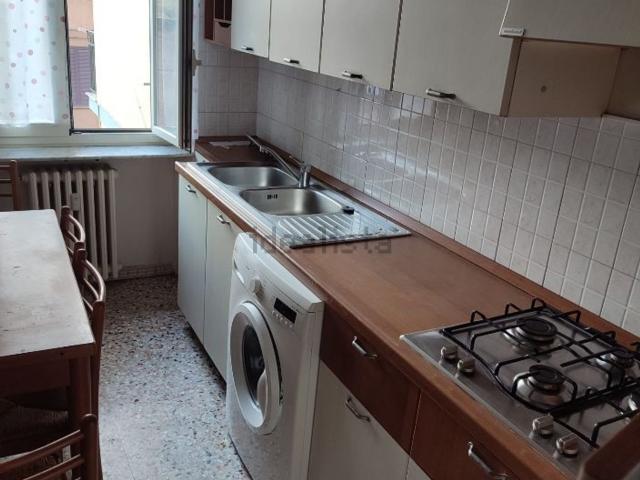 Appartamento in affitto di 55 m² in Via Candiani d&apos Olivola