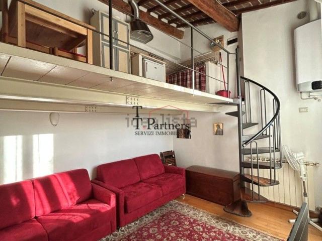 Appartamento in affitto di 55 m² in Via dè Tornabuoni
