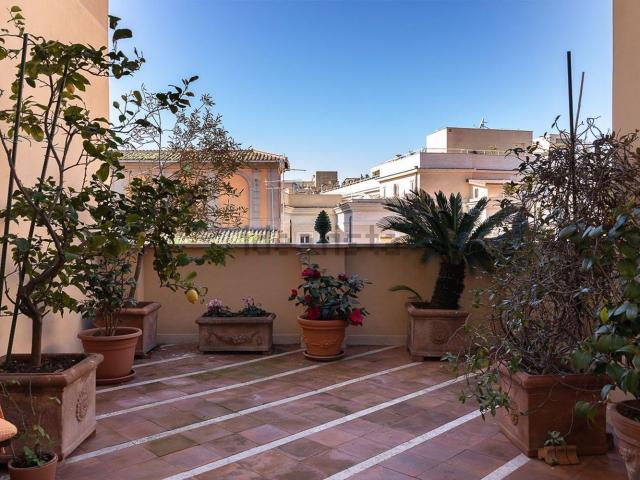 Appartamento in affitto di 55 m² in Piazza dei Santi Apostoli