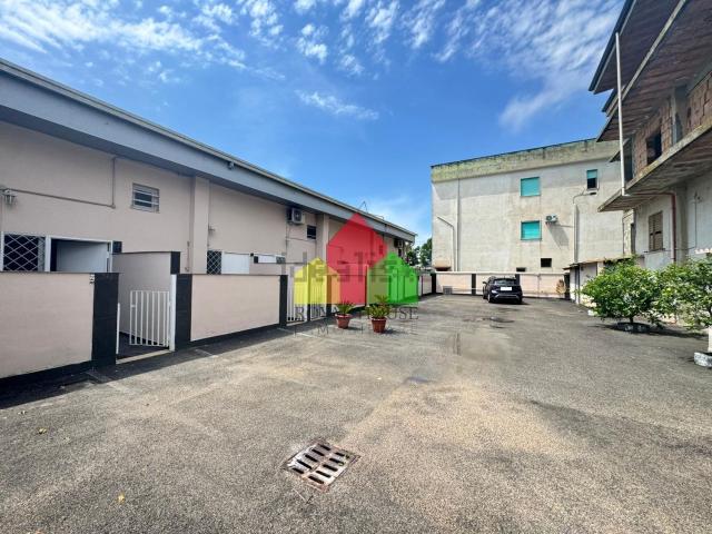 Appartamento in affitto di 55 m² in Via Domiziana