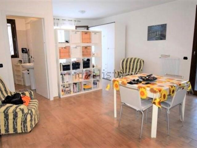 Appartamento in affitto di 55 m² in Via Druso Parisi, 1