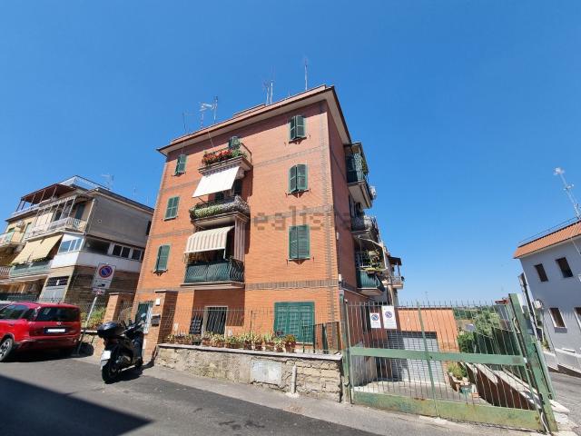 Appartamento in affitto di 55 m² in Via Enrico Bondi