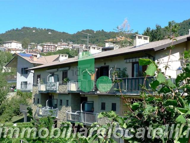 Appartamento in affitto di 55 m² in Via Europa, 48