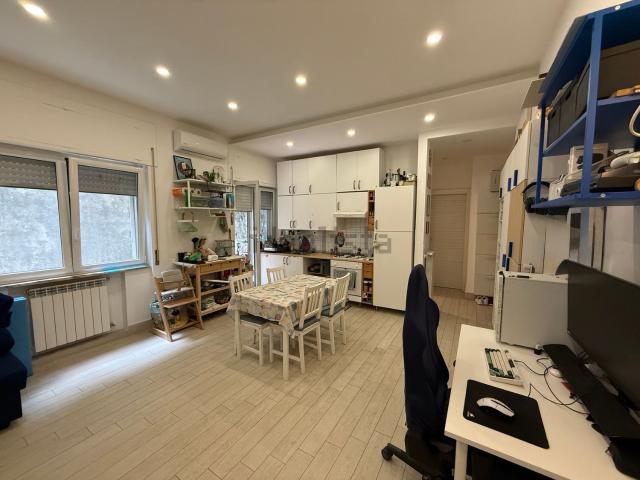 Appartamento in affitto di 55 m² in Via Girolamo Santacroce, 49