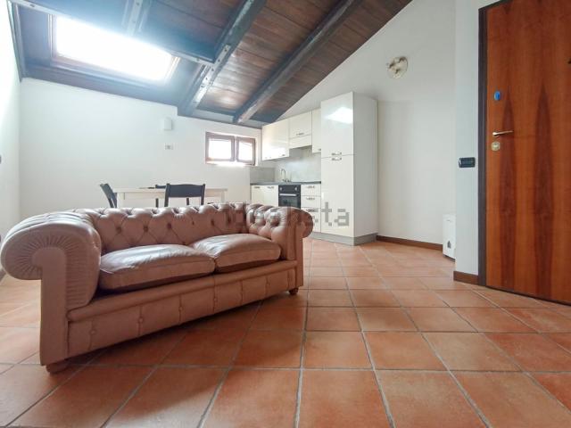 Appartamento in affitto di 55 m² in Via Leopoldo Armaroli