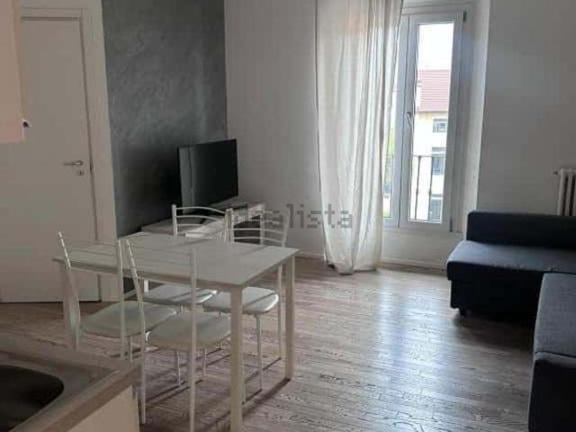 Appartamento in affitto di 55 m² in Via Macedonio Melloni, 4
