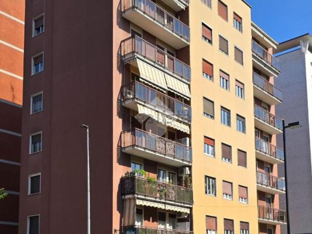 Appartamento in affitto di 55 m² in Via Massimo Gorki, 79