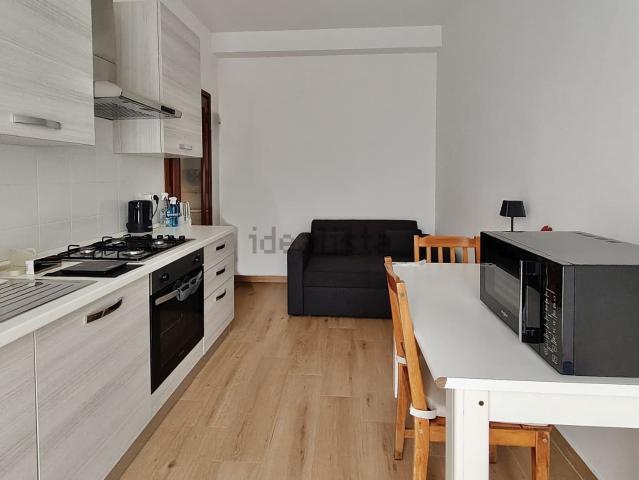 Appartamento in affitto di 60 m² in Via Medeghino, 9