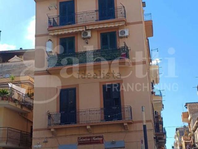 Appartamento in affitto di 55 m² in Via Palagonia, 3