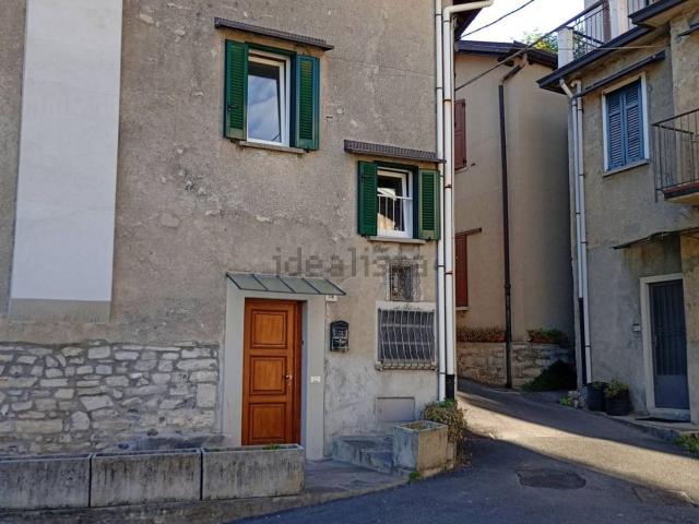 Appartamento in affitto di 55 m² in Via per la Svizzera, 18