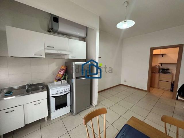Appartamento in affitto di 55 m² in Via Roma, 64