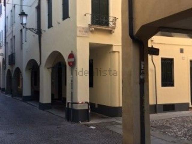 Appartamento in affitto di 55 m² in Via Santa Sofia