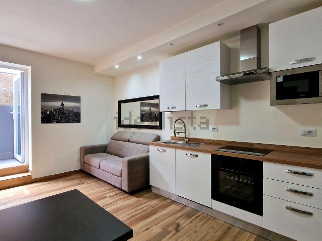 Appartamento in affitto di 55 m² in Viale Certosa, 229