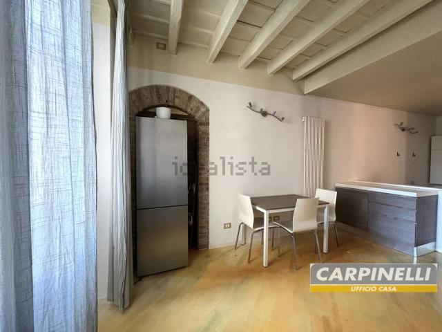 Appartamento in affitto di 56 m² in Corso del Popolo, 56