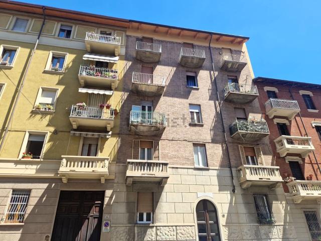 Appartamento in affitto di 56 m² in Via Buronzo, 10