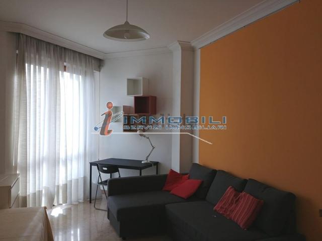 Appartamento in affitto di 58 m² in Via Tonale