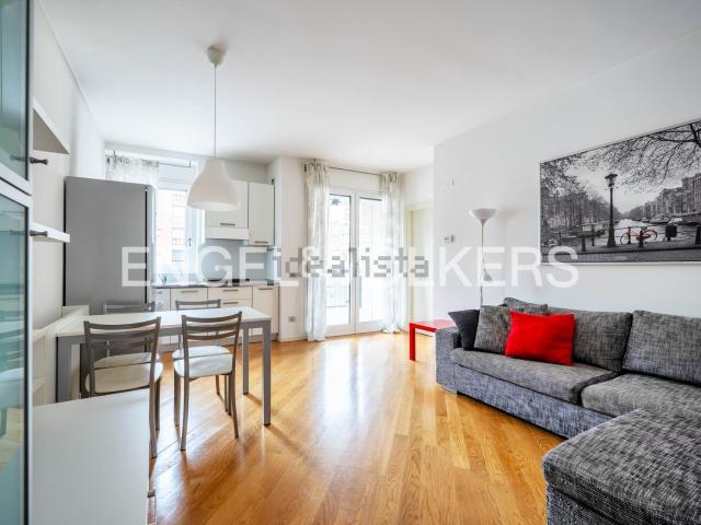 Appartamento in affitto di 58 m² in Via Trebazio, 11
