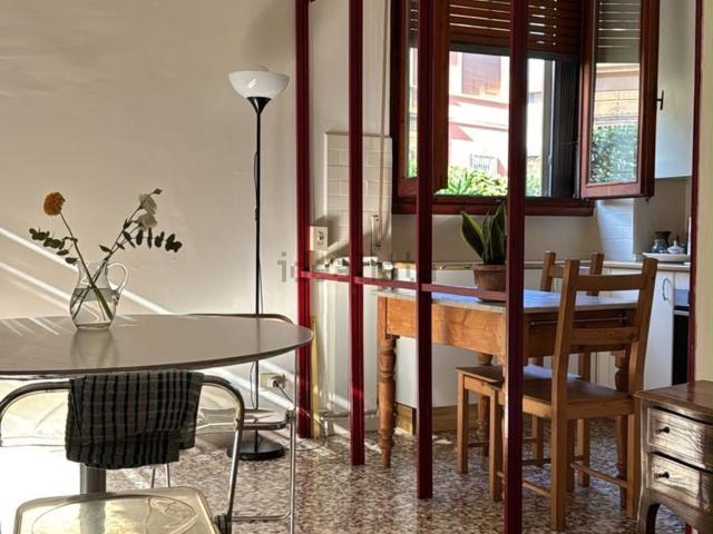 Appartamento in affitto di 58 m² in Via Ugo Foscolo