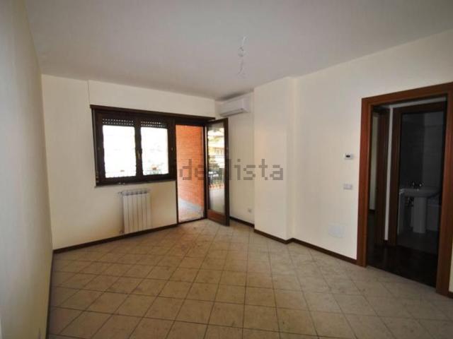 Appartamento in affitto di 58 m² in Via dei Tani, 35