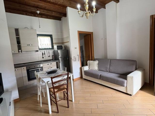 Appartamento in affitto di 58 m² in Via per Masate