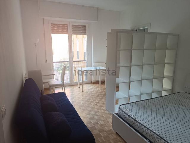 Appartamento in affitto di 59 m² in Via Andrea Maffei
