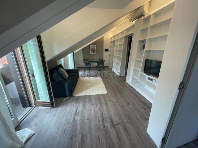 Appartamento in affitto di 59 m² in Via Luisa del Carretto, 21