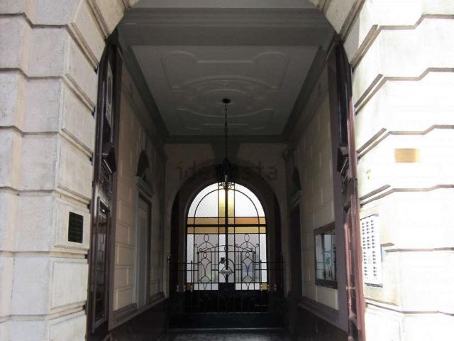 Appartamento in affitto di 63 m² in Piazza Giuseppe Grandi, 4