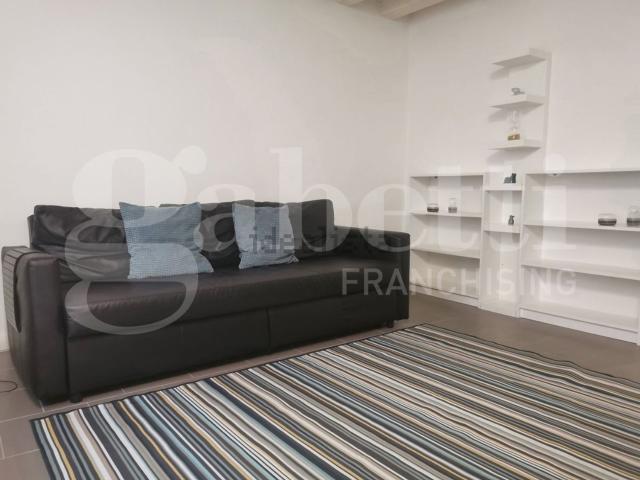 Appartamento in affitto di 63 m² in Via Canalino