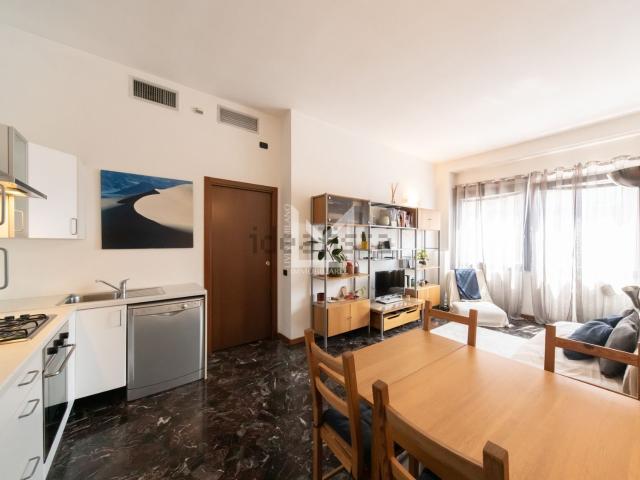 Appartamento in affitto di 63 m² in Via Cosseria, 1
