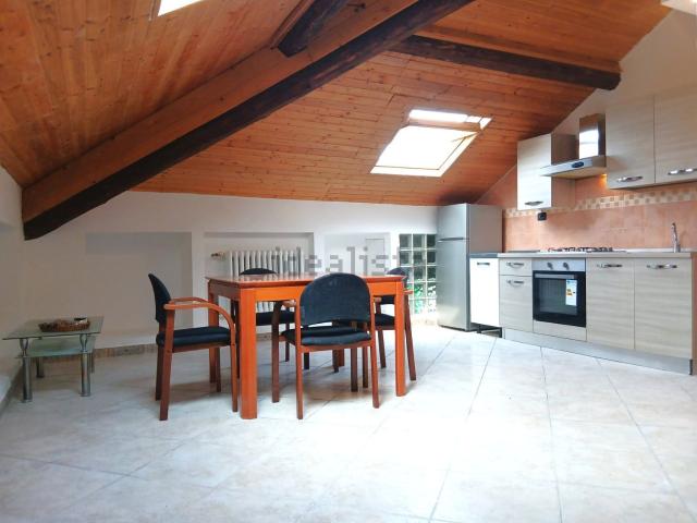Appartamento in affitto di 63 m² in Via Cristoforo Colombo