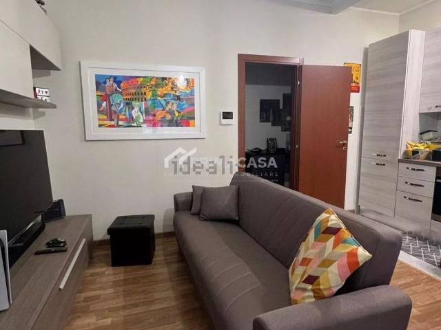 Appartamento in affitto di 63 m² in Via Luigi Resnati, 10