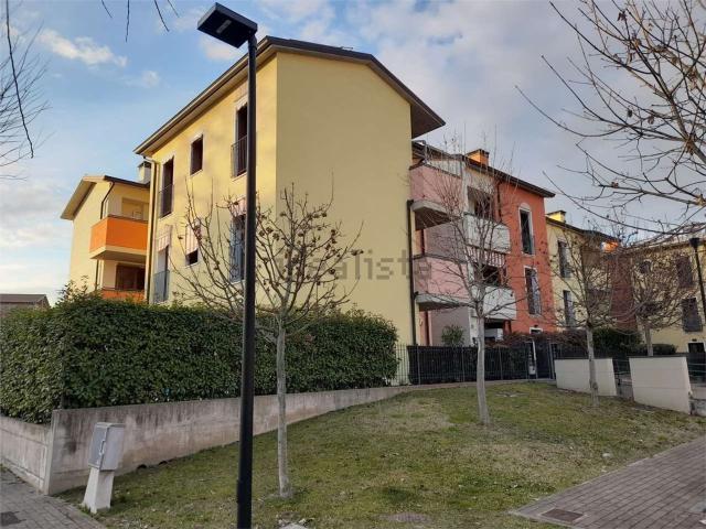 Appartamento in affitto di 63 m² in Via Mario Piccinini, 7
