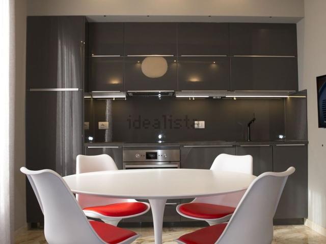 Appartamento in affitto di 60 m² in Via Uberto Visconti di Modrone, 38