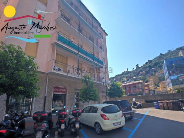 Appartamento in affitto di 60 m² in Via Vittorio Veneto, 6