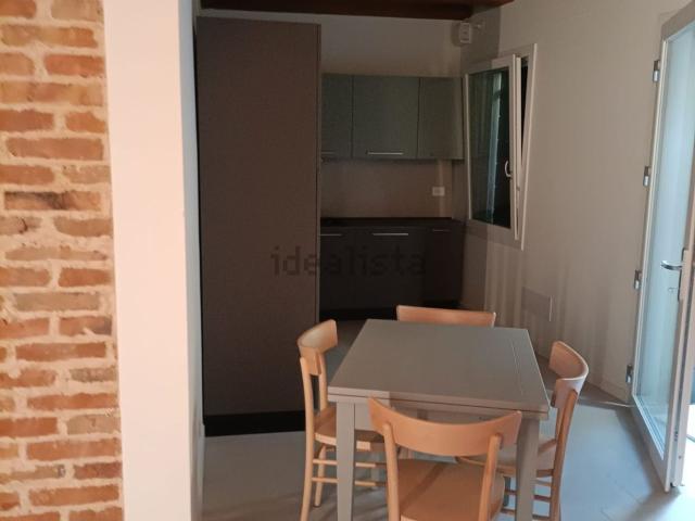 Appartamento in affitto di 60 m² in Via Alzaia