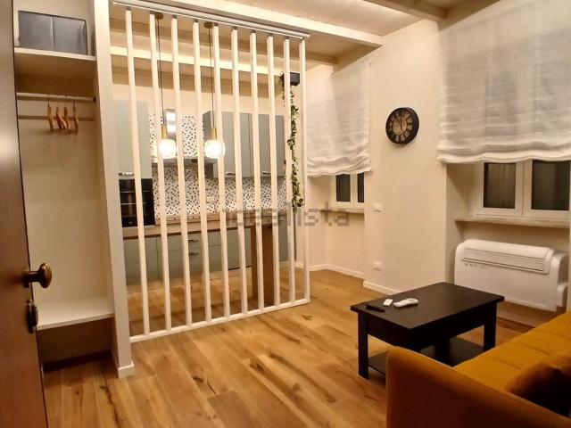 Appartamento in affitto di 60 m² in Via Andrea Velletrano