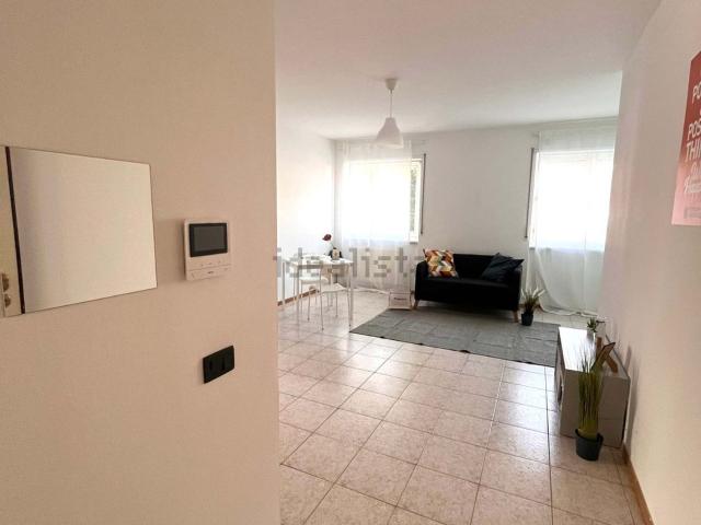 Appartamento in affitto di 60 m² in Via Bolzano, 12