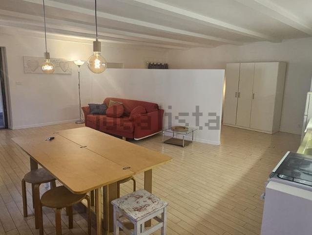Appartamento in affitto di 60 m² in Via delle Rosine, 9