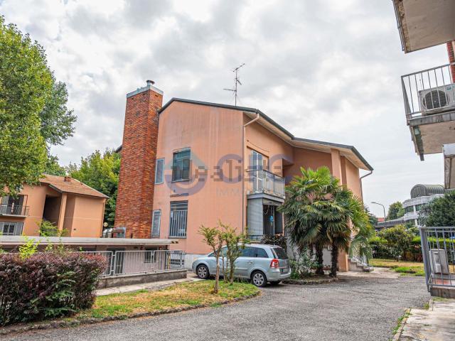 Appartamento in affitto di 60 m² in Via Ermanno Barigozzi, 19