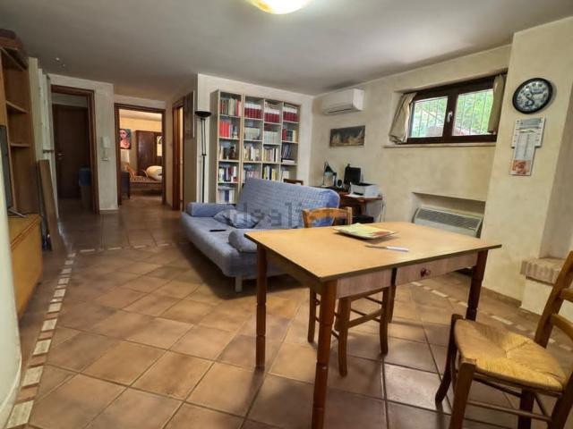 Appartamento in affitto di 60 m² in Via Fucito