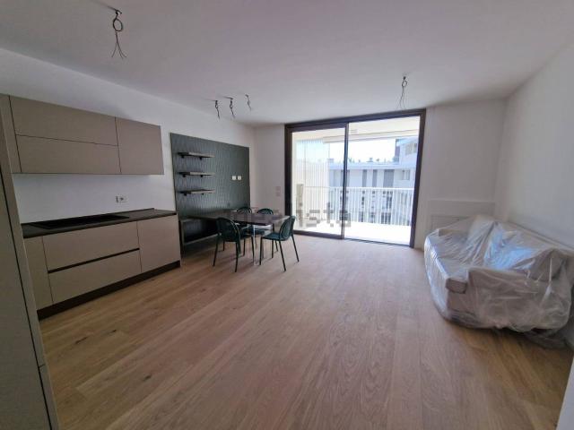 Appartamento in affitto di 60 m² in Via G. Camozzi
