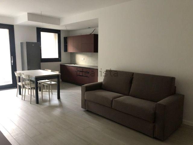 Appartamento in affitto di 60 m² in Via Gabriele Rossetti, 1