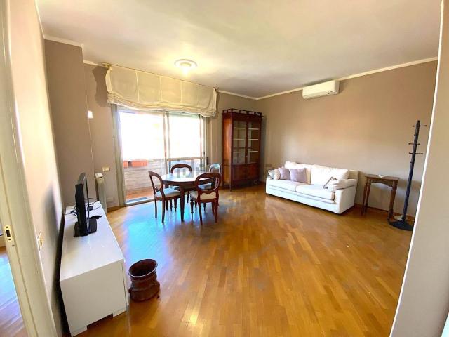 Appartamento in affitto di 60 m² in Via Igino Giordani