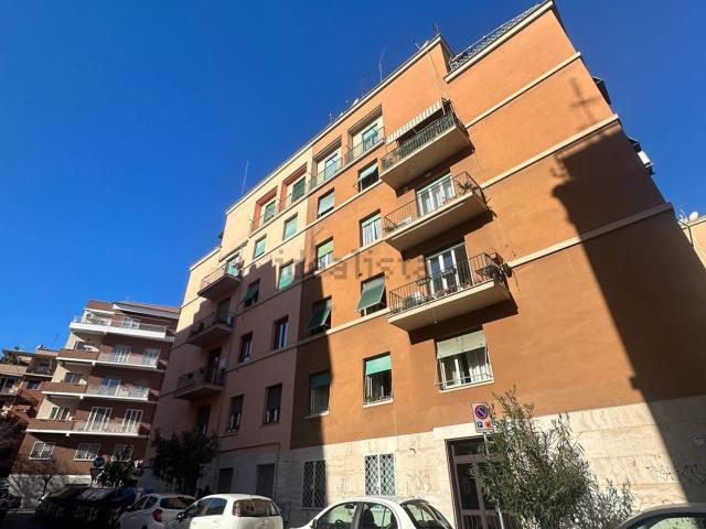 Appartamento in affitto di 60 m² in Via Laura Mantegazza