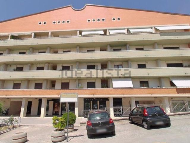 Appartamento in affitto di 60 m² in Via Londra, 93
