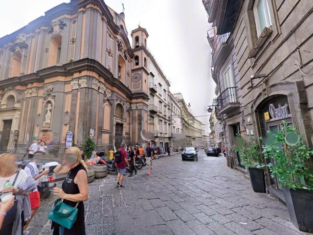Appartamento in affitto di 60 m² in Via Mezzocannone