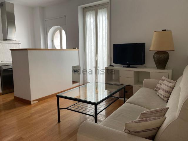 Appartamento in affitto di 60 m² in Via Nerola