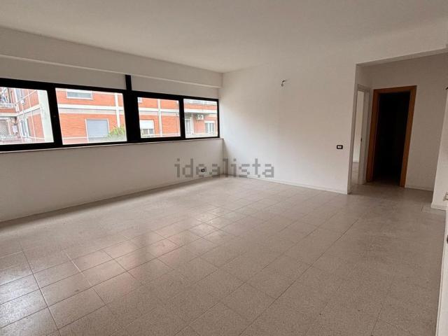 Appartamento in affitto di 60 m² in Via Ovidio, 5