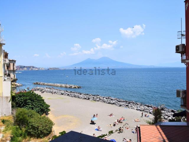Appartamento in affitto di 60 m² in Via Posillipo, 26
